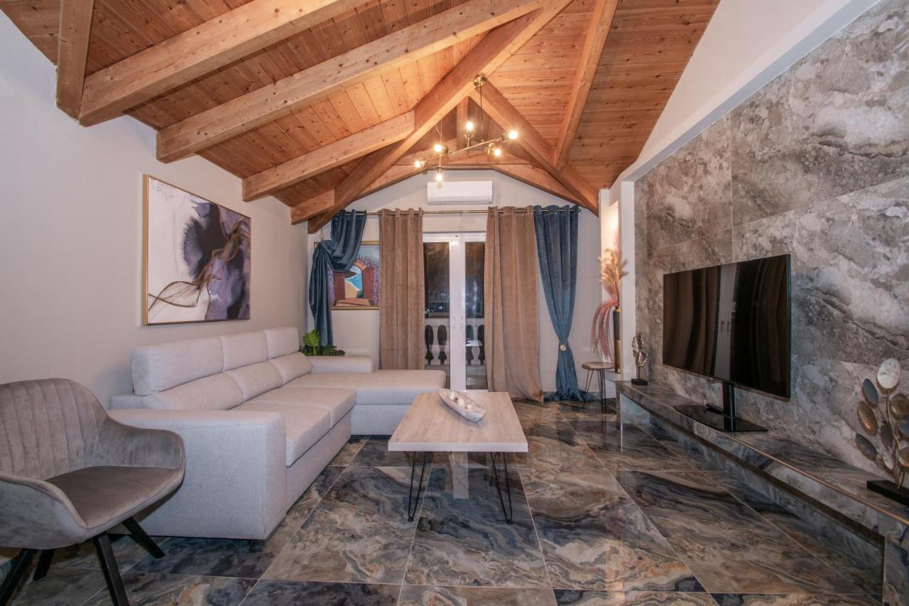 Casa Di Voz Shared Villa Studios By "Elite" Gaitani Экстерьер фото