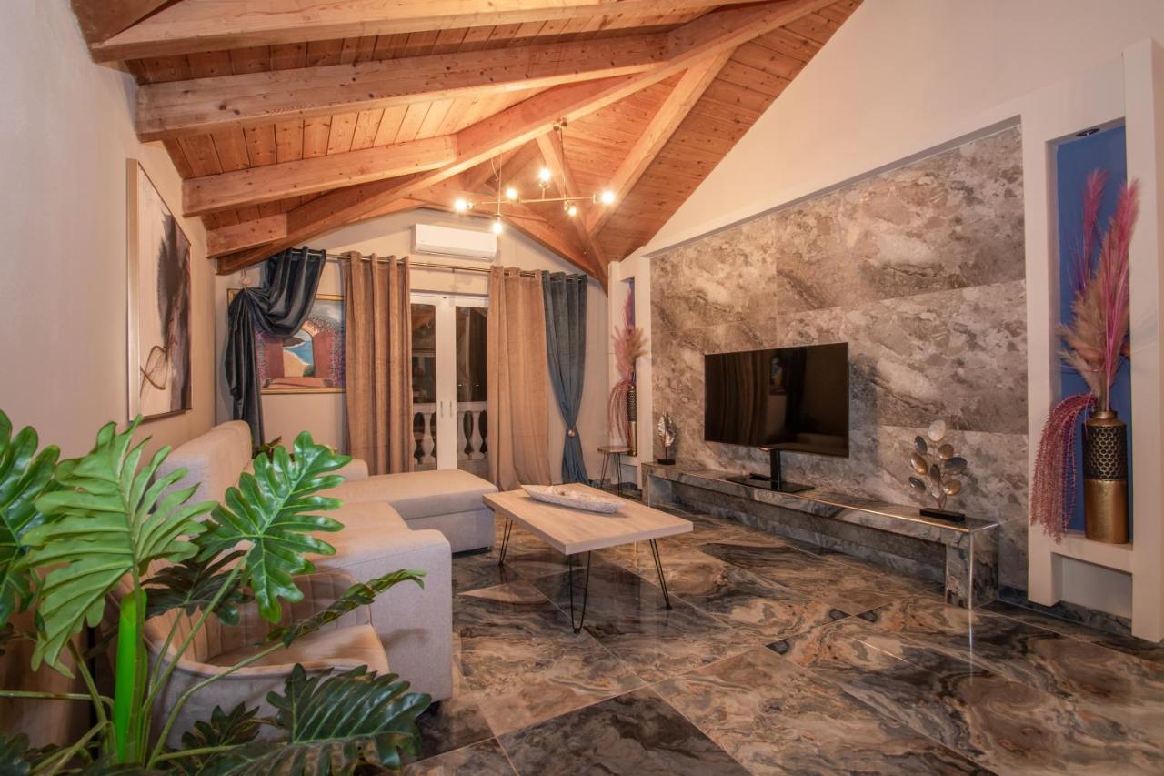 Casa Di Voz Shared Villa Studios By "Elite" Gaitani Экстерьер фото